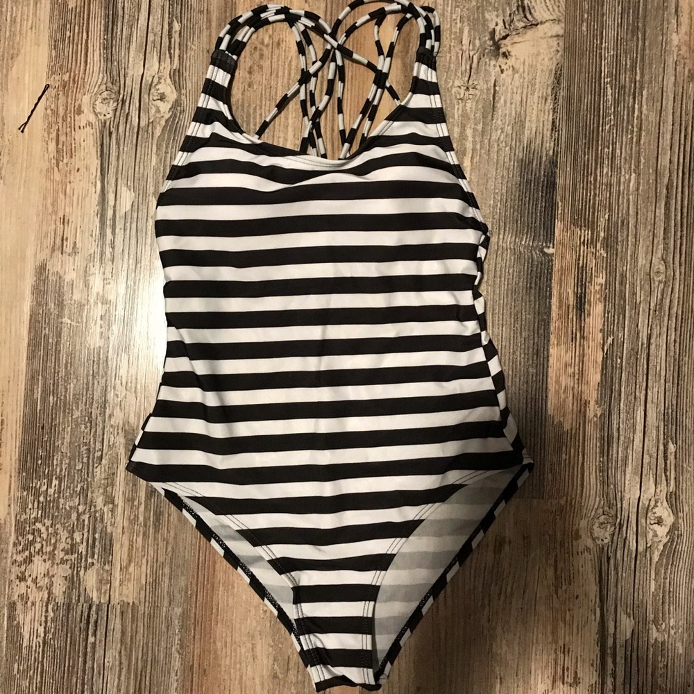One piece bathing suit